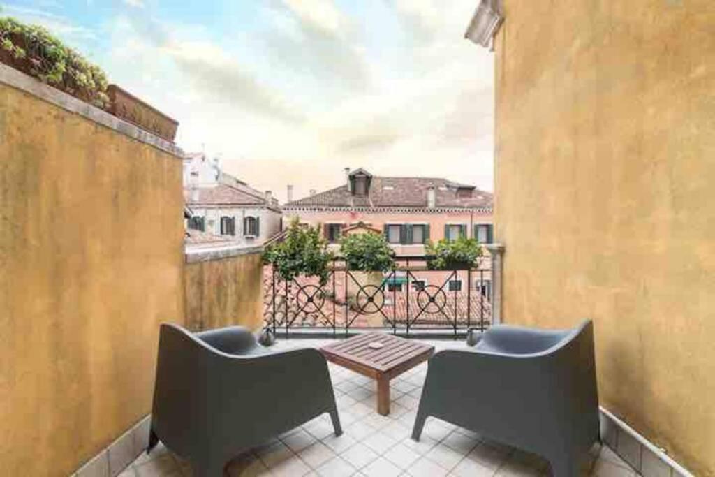 Ca' Pesaro Rooftop Terrace Apartment. Veneza Exterior foto