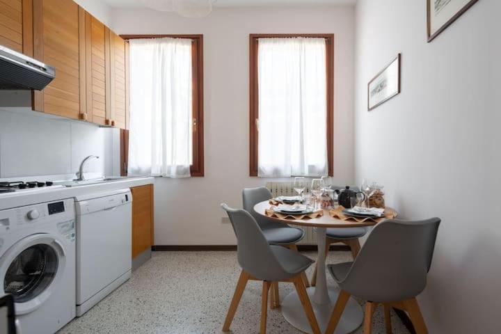 Ca' Pesaro Rooftop Terrace Apartment. Veneza Exterior foto